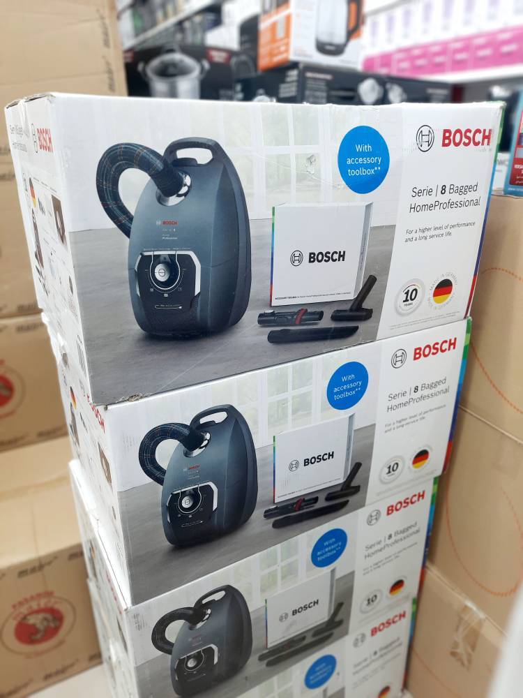 🛕جاروبرقی بوش مدل 8pro5